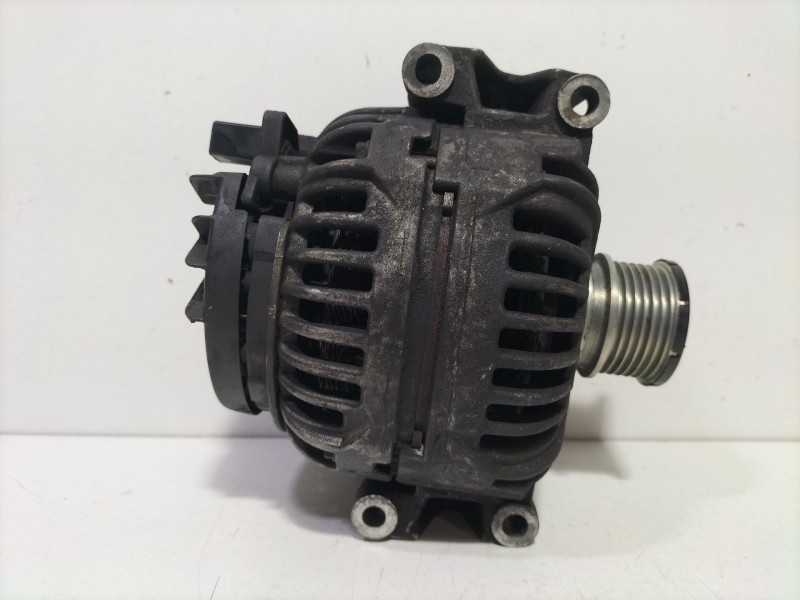 Recambio de alternador para mercedes-benz vito (w639) basic, combi 109 cdi largo (639.603) referencia OEM IAM 0124625006  