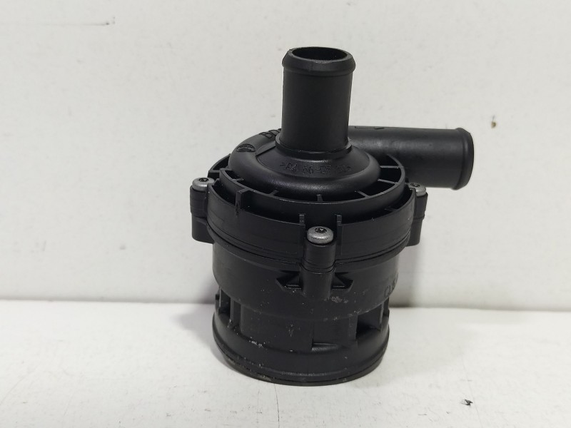 Recambio de bomba agua para mercedes-benz clase e (w211) e 220 cdi referencia OEM IAM A2118350364  