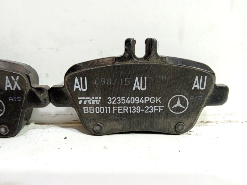 Recambio de pastillas de freno para mercedes-benz clase a (w176) a 200 (176.043) referencia OEM IAM 32354094PJX  