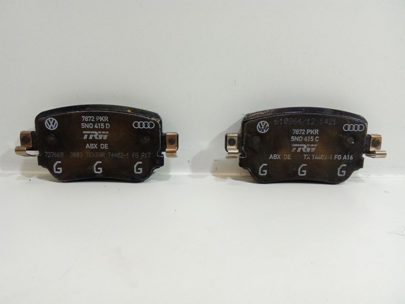 Recambio de pastillas de freno para volkswagen passat b5.5 (3b3) 2.0 referencia OEM IAM 5NO415C  