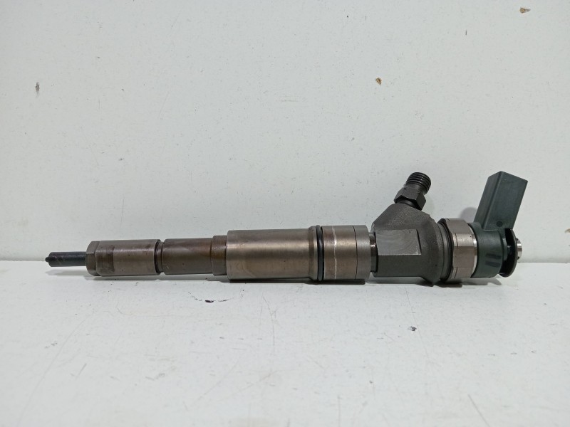 Recambio de inyector para bmw serie 3 berlina (e90) 320d referencia OEM IAM 7793836  