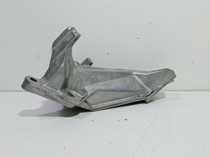 Recambio de soporte motor para bmw serie 3 berlina (e90) 320d referencia OEM IAM 22116760309  