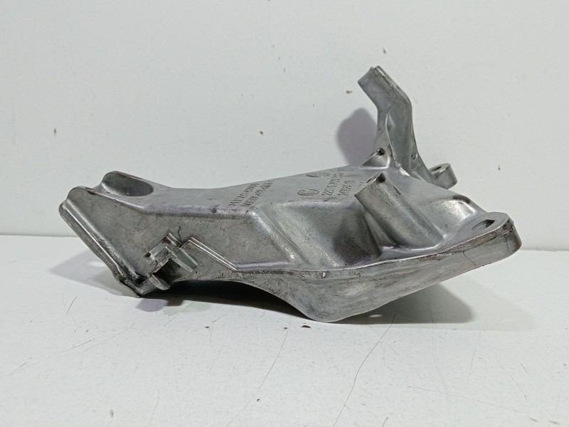 Recambio de soporte motor para bmw serie 3 berlina (e90) 320d referencia OEM IAM 22116760309  