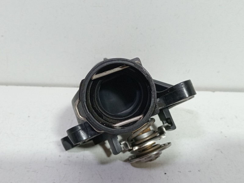 Recambio de termostato para bmw serie 3 berlina (e90) 320d referencia OEM IAM I162837  