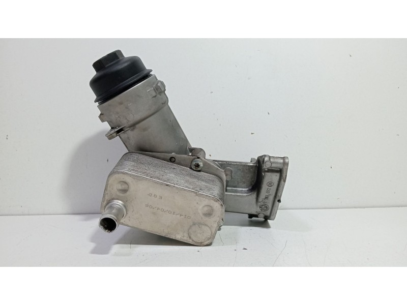Recambio de enfriador aceite motor para bmw serie 3 berlina (e90) 320d referencia OEM IAM 7787072  