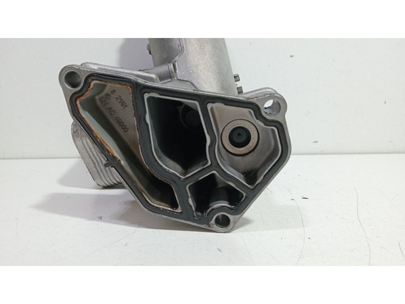 Recambio de enfriador aceite motor para bmw serie 3 berlina (e90) 320d referencia OEM IAM 7787072  