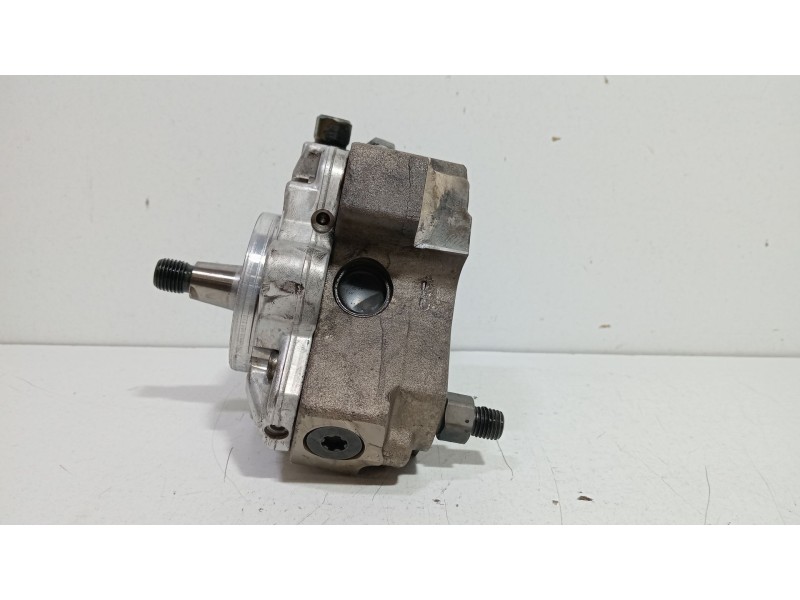 Recambio de bomba inyeccion para bmw serie 3 berlina (e90) 320d referencia OEM IAM 0445010045  