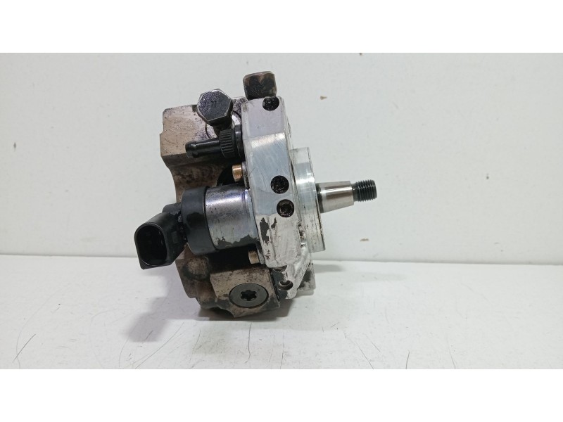 Recambio de bomba inyeccion para bmw serie 3 berlina (e90) 320d referencia OEM IAM 0445010045  