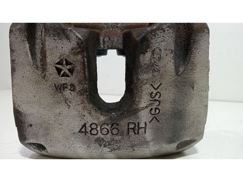 Recambio de pinza freno delantera derecha para jeep grand cherokee iv (wk, wk2) 3.0 crd v6 4x4 referencia OEM IAM 4866RH  