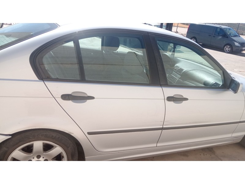 Recambio de puerta trasera derecha para bmw 3 (e46) 320 d referencia OEM IAM 41527034154  