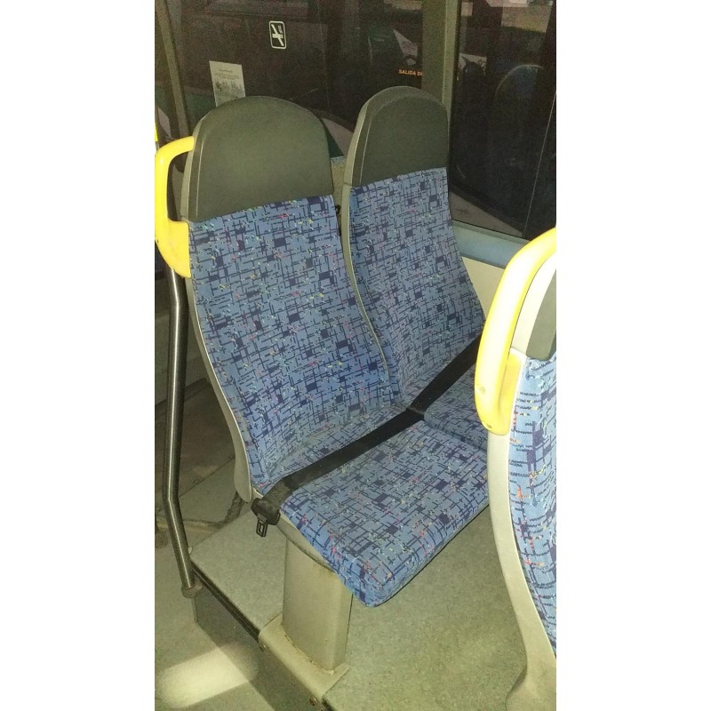 Recambio de asiento delantero derecho para volvo autobus volvo mkiii 4x2 e5 referencia OEM IAM  68583 