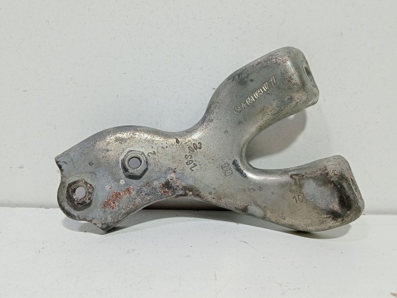 Recambio de soporte motor para mercedes-benz vito autobús (w639) 113 cdi (639.701, 639.703, 639.705) referencia OEM IAM A6510900