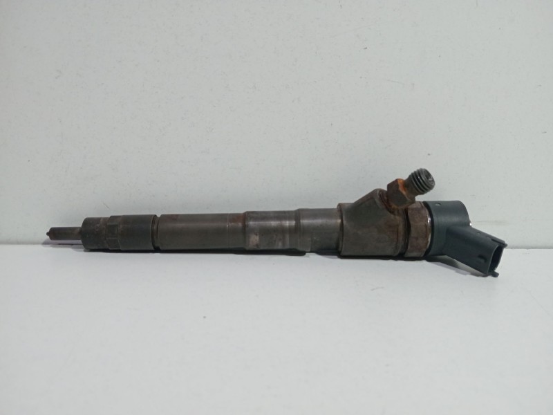 Recambio de inyector para iveco daily iv furgoneta 35c12 v, 35c12 v/p, 35s12 v, 35s12 v/p referencia OEM IAM 0445110273  