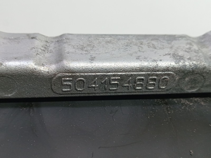 Recambio de carter para iveco daily iv furgoneta 35c12 v, 35c12 v/p, 35s12 v, 35s12 v/p referencia OEM IAM 504154880  