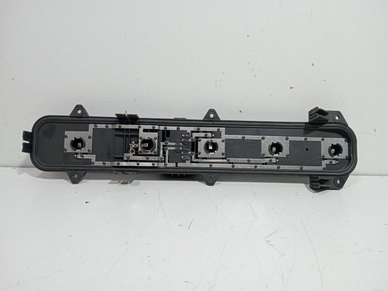 Recambio de portalamparas para iveco daily caja cerrada (2006 =>) 2.3 diesel cat referencia OEM IAM 465007516  