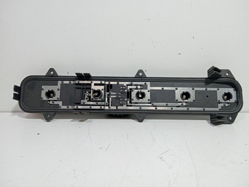 Recambio de portalamparas para iveco daily caja cerrada (2006 =>) 2.3 diesel cat referencia OEM IAM 465007516  