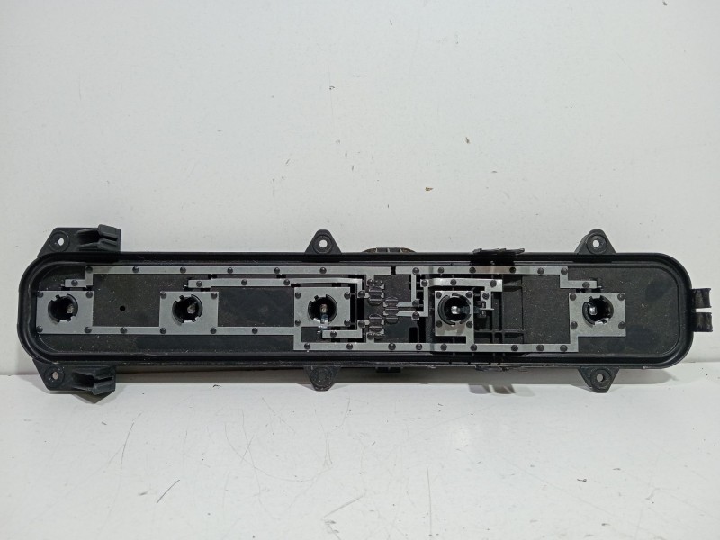 Recambio de portalamparas para iveco daily caja cerrada (2006 =>) 2.3 diesel cat referencia OEM IAM 465007516  