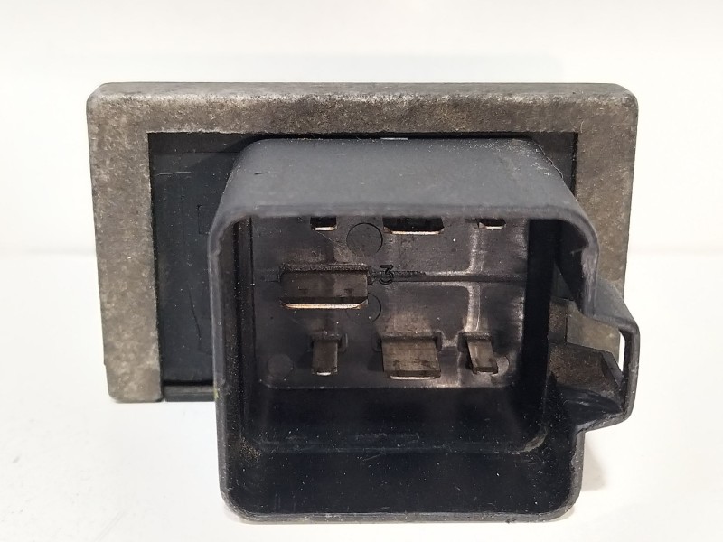 Recambio de caja precalentamiento para renault megane ii berlina 5p 1.5 dci diesel referencia OEM IAM 7700115078  