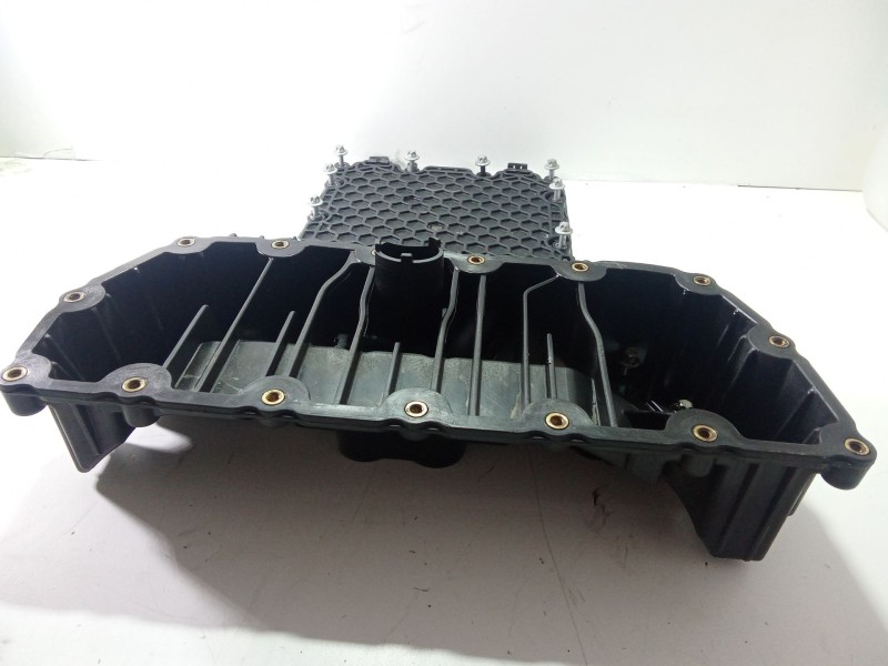 Recambio de carter para mercedes-benz clase a (w177) a 200 d (177.012) referencia OEM IAM A6540146200  