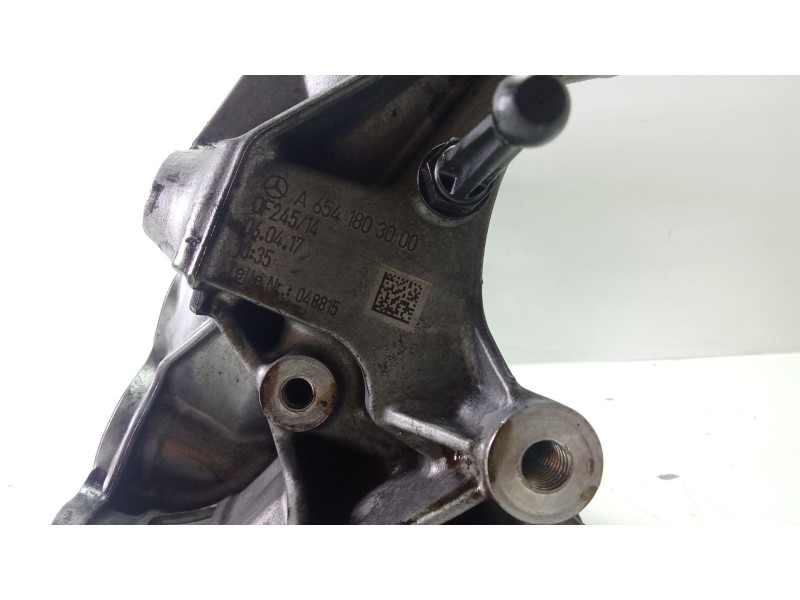 Recambio de soporte filtro aceite para mercedes-benz clase a (w177) a 200 d (177.012) referencia OEM IAM A6541803000  