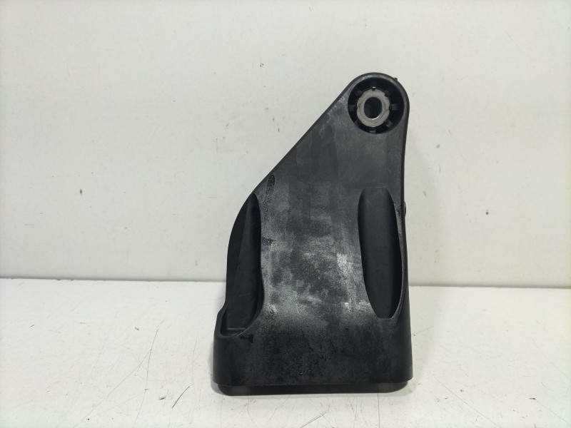 Recambio de soporte motor para mercedes-benz clase e (w213) e 350 d 4-matic (213.034) referencia OEM IAM A6542230100  