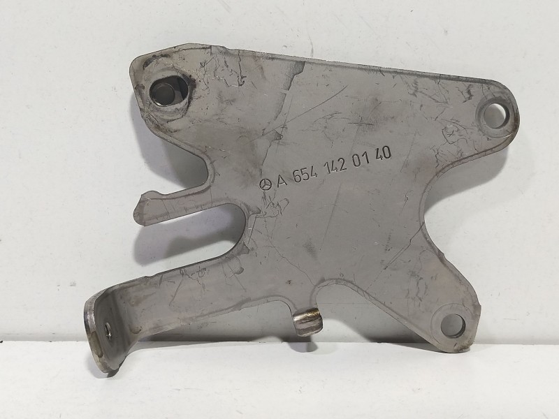 Recambio de soporte motor para mercedes-benz clase e (w213) e 220 d (213.004) referencia OEM IAM A6541420140  