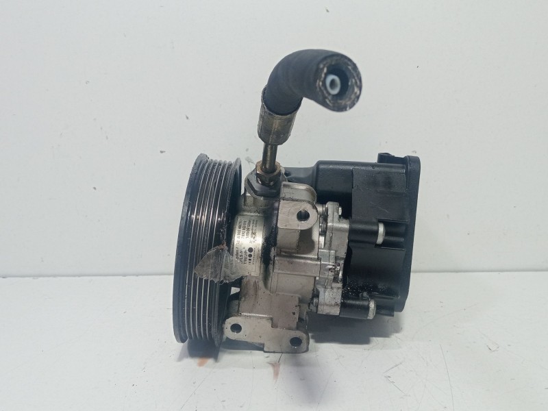 Recambio de bomba direccion para mercedes-benz sprinter (w901,w903) combi 2.9 turbodiesel referencia OEM IAM A0024667601  