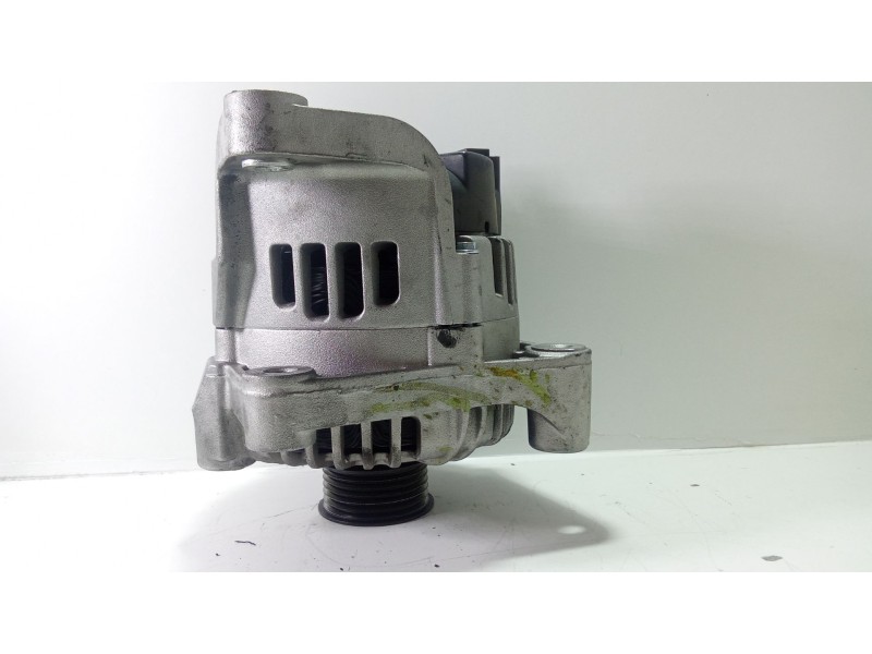 Recambio de alternador para bmw x3 (e83) 2.0d referencia OEM IAM 477890317  