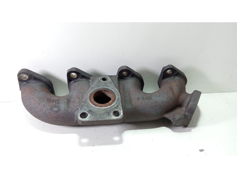 Recambio de colector escape para renault master iii furgoneta (fv) 2.3 dci 110 fwd (fv0r, fv0w) referencia OEM IAM 8200868133-A 