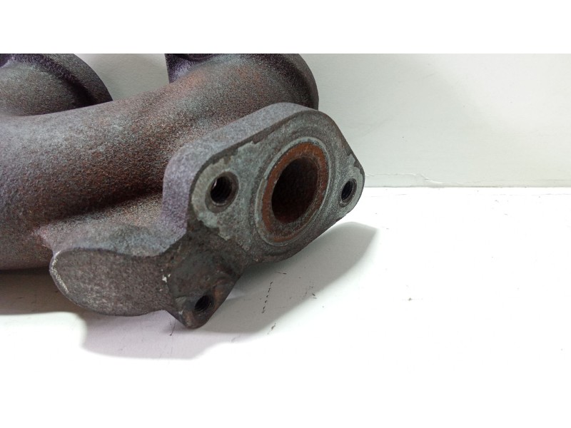 Recambio de colector escape para renault master iii furgoneta (fv) 2.3 dci 110 fwd (fv0r, fv0w) referencia OEM IAM 8200868133-A 