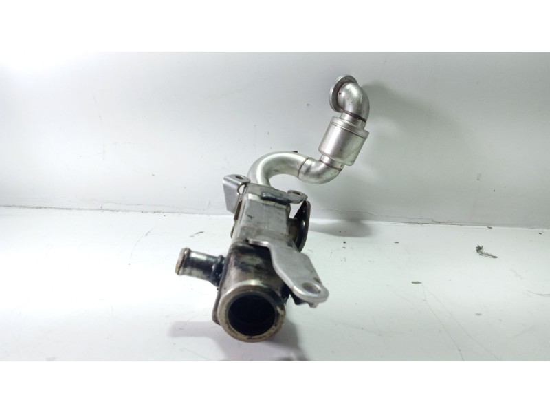 Recambio de enfriador egr para bmw 3 (e46) 320 d referencia OEM IAM 778979001  