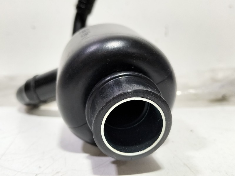 Recambio de tubo para audi a4 b6 (8e2) 2.0 referencia OEM IAM 06B103211H  