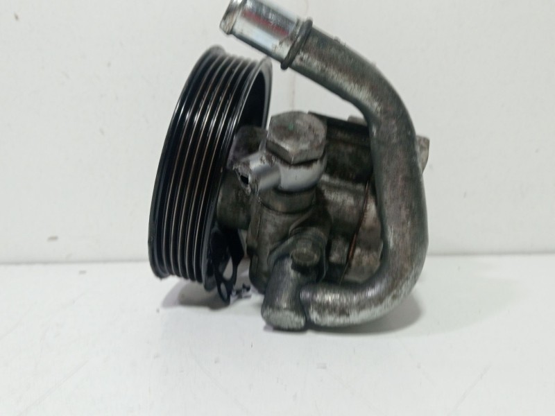 Recambio de bomba direccion para opel astra j (p10) 1.7 cdti (68) referencia OEM IAM 13268906  
