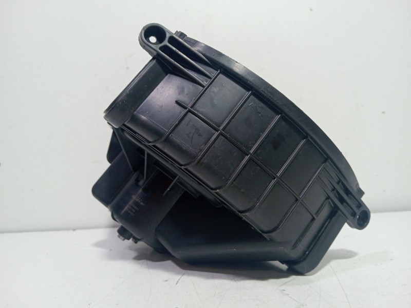 Recambio de ventilador calefaccion para kia sportage 2.0 crdi referencia OEM IAM 200222134155  