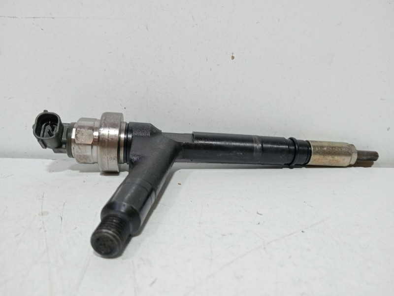 Recambio de inyector para opel meriva essentia referencia OEM IAM 8973138612  