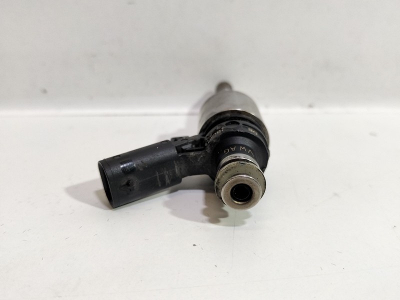 Recambio de inyector para volkswagen golf vi (5k1) 1.2 tsi referencia OEM IAM 06H906036G   Recambio de inyector para volkswagen golf vi (5k1) 1.2 tsi referencia OEM IAM 06H906036G