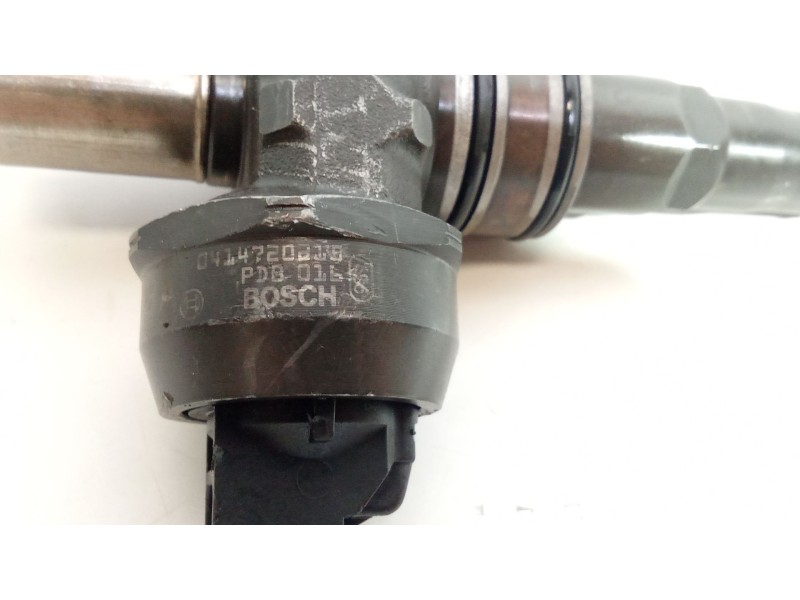 Recambio de inyector para volkswagen golf v variant (1k5) 1.9 tdi referencia OEM IAM 041720215   Recambio de inyector para volkswagen golf v variant (1k5) 1.9 tdi referencia OEM IAM 041720215