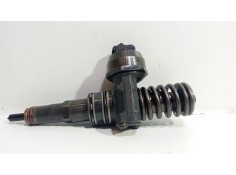 Recambio de inyector para volkswagen polo (9n1) highline referencia OEM IAM 038130073AJ   2