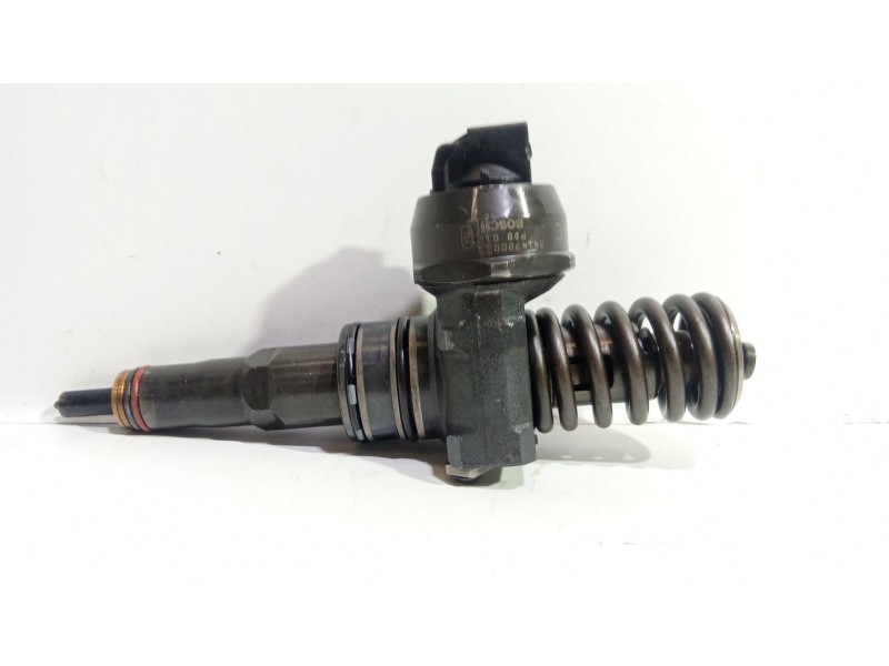 Recambio de inyector para volkswagen polo (9n1) highline referencia OEM IAM 0414720037   Recambio de inyector para volkswagen polo (9n1) highline referencia OEM IAM 0414720037