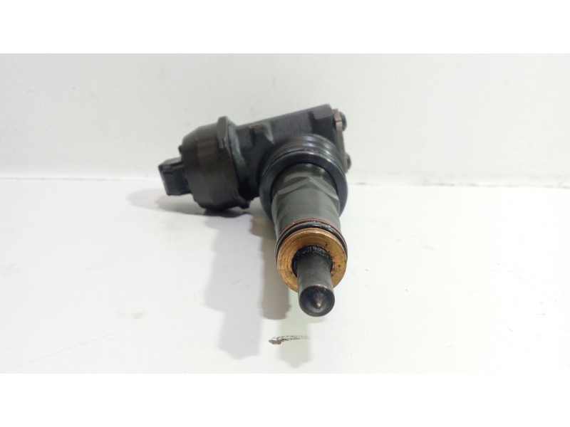 Recambio de inyector para volkswagen polo (9n1) highline referencia OEM IAM 0414720037   Recambio de inyector para volkswagen polo (9n1) highline referencia OEM IAM 0414720037