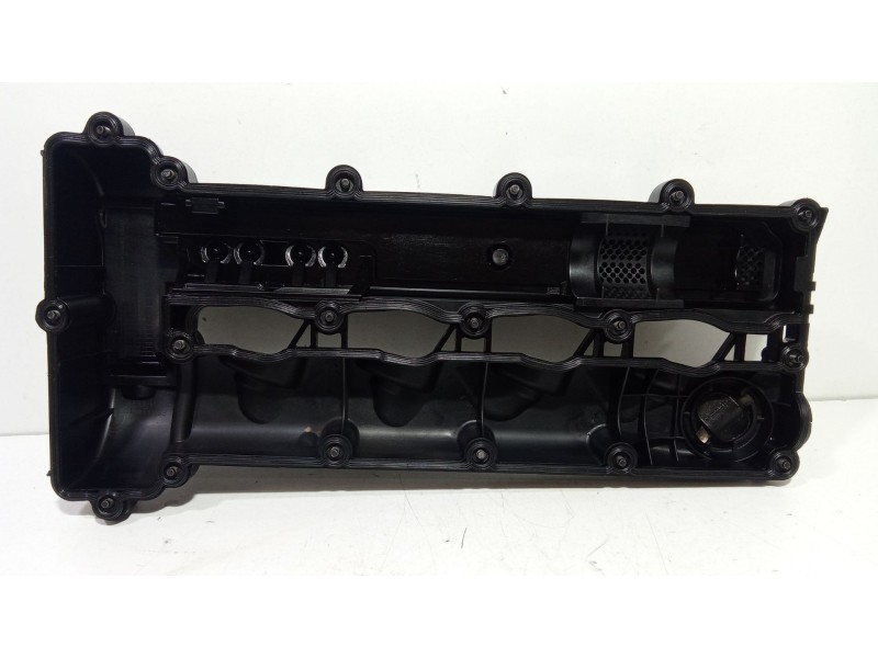 Recambio de tapa balancines para mercedes-benz clase c (w204) berlina 2.1 cdi cat referencia OEM IAM A6510103445   Recambio de tapa balancines para mercedes-benz clase c (w204) berlina 2.1 cdi cat referencia OEM IAM A6510103445