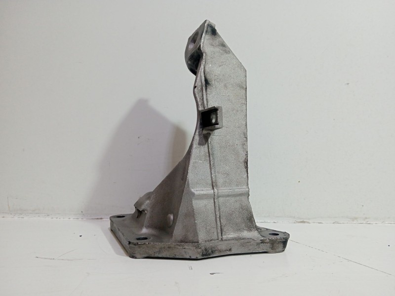 Recambio de soporte motor para bmw 3 (e46) 320 d referencia OEM IAM 6754185  