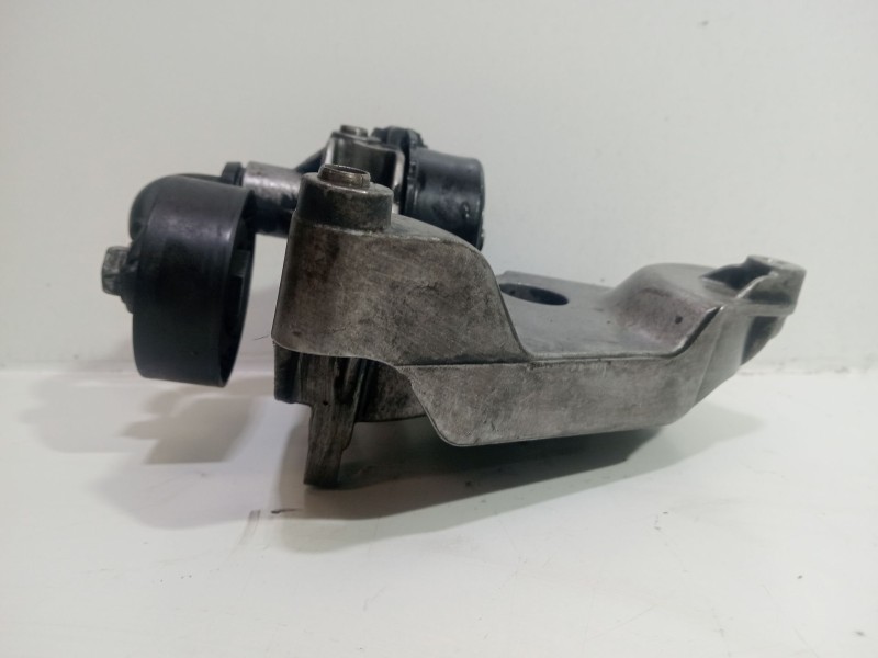 Recambio de soporte alternador para bmw 3 (e46) 320 d referencia OEM IAM 64557787319  