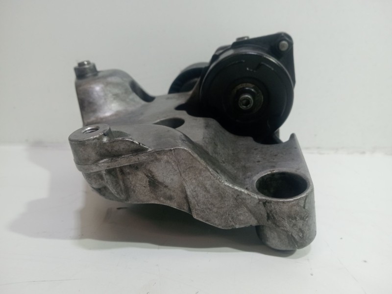 Recambio de soporte alternador para bmw 3 (e46) 320 d referencia OEM IAM 64557787319  