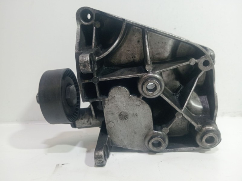 Recambio de soporte alternador para bmw 3 (e46) 320 d referencia OEM IAM 64557787319  