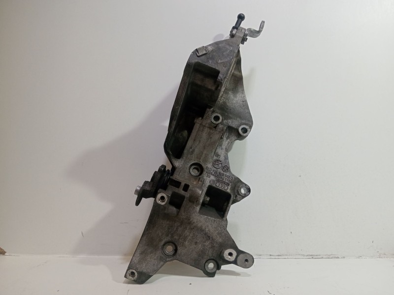 Recambio de soporte alternador para audi a1 (8x1, 8xk) 2.0 tdi referencia OEM IAM 10203L9031430  
