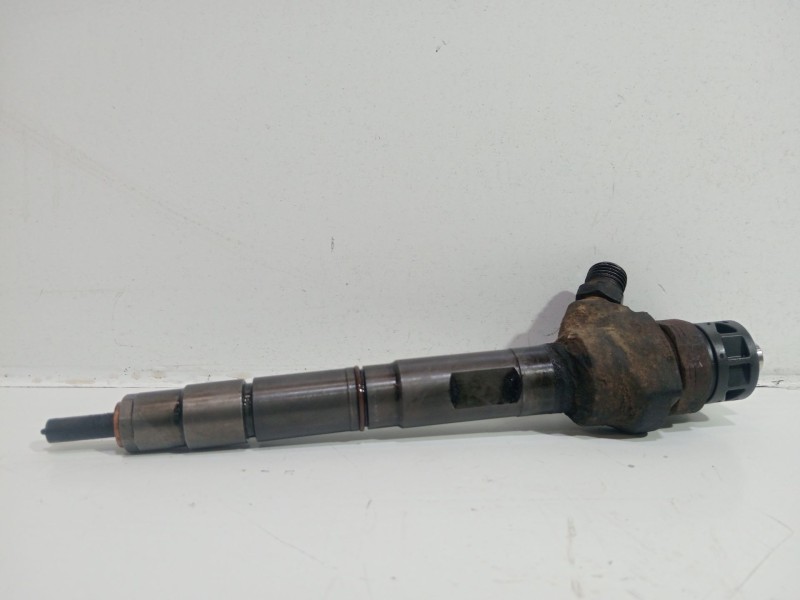 Recambio de inyector para audi a1 (8x1, 8xk) 2.0 tdi referencia OEM IAM 03l130277J  