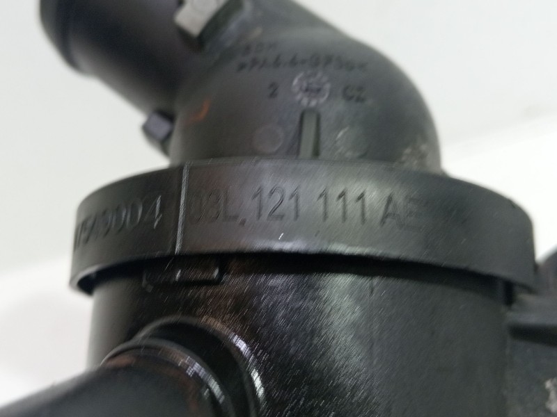 Recambio de termostato para audi a1 (8x1, 8xk) 2.0 tdi referencia OEM IAM 03L121111AE  
