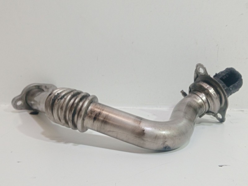 Recambio de tubo para audi a1 (8x1, 8xk) 2.0 tdi referencia OEM IAM 03L131521R  