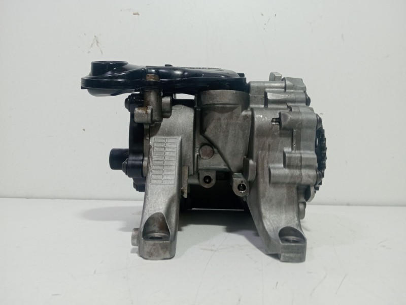 Recambio de bomba aceite para mini mini countryman (f60) john cooper works all4 referencia OEM IAM 762413507  